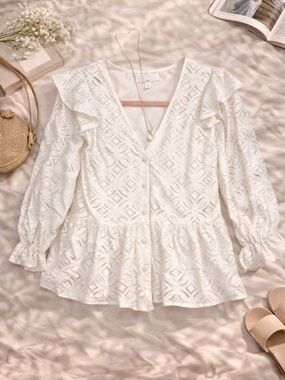 AEOM White Lace V-Neck Peplum Top XL NWT Romantic Boho Long Sleeve Blouse